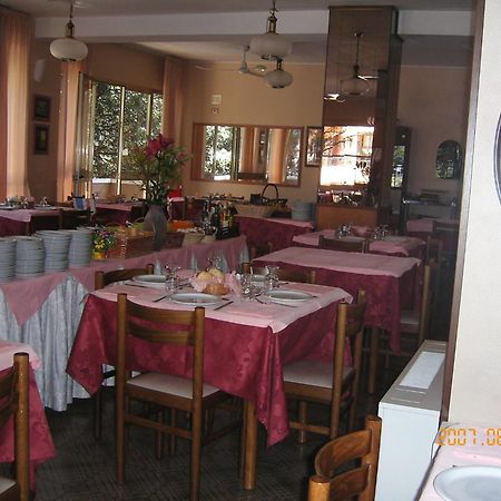 Hotel Marselli Rimini Dış mekan fotoğraf