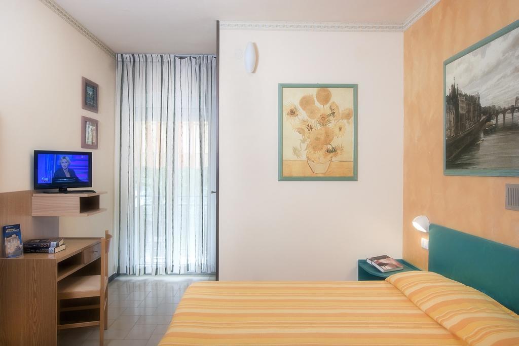 Hotel Marselli Rimini Dış mekan fotoğraf