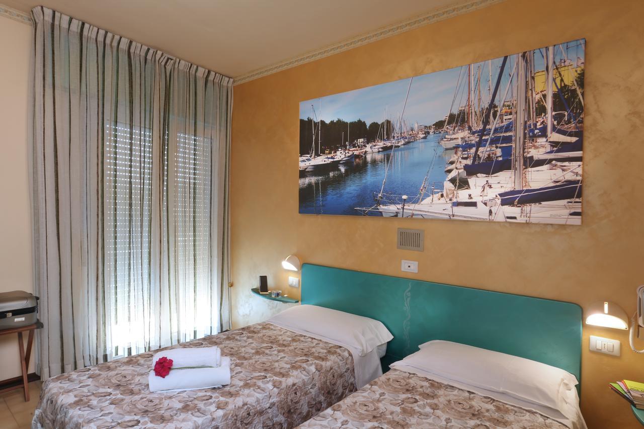 Hotel Marselli Rimini Dış mekan fotoğraf
